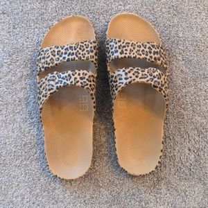 FREEDOM MOSES SANDALS 39/40